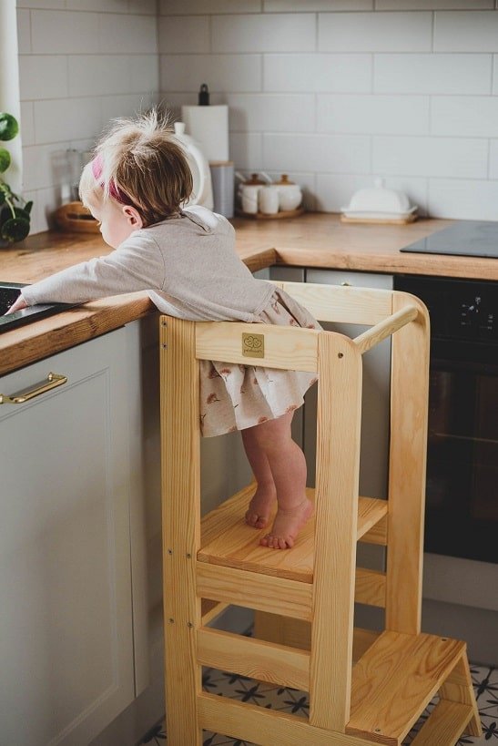 Montessori Tour d'assistance de cuisine pliable pour tout-petits et enfants,  tour d'apprentissage Montessori (blanc) : : Cuisine et Maison